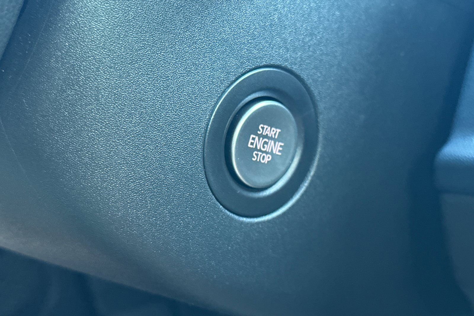 New 2025 Volkswagen ID. Buzz Pro S image 23