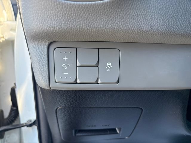 Used 2016 Kia Soul + FWD image 19