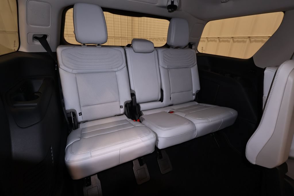 New 2026 Ford Expedition Platinum w/ Platinum Ultimate Package AWD/4WD image 19