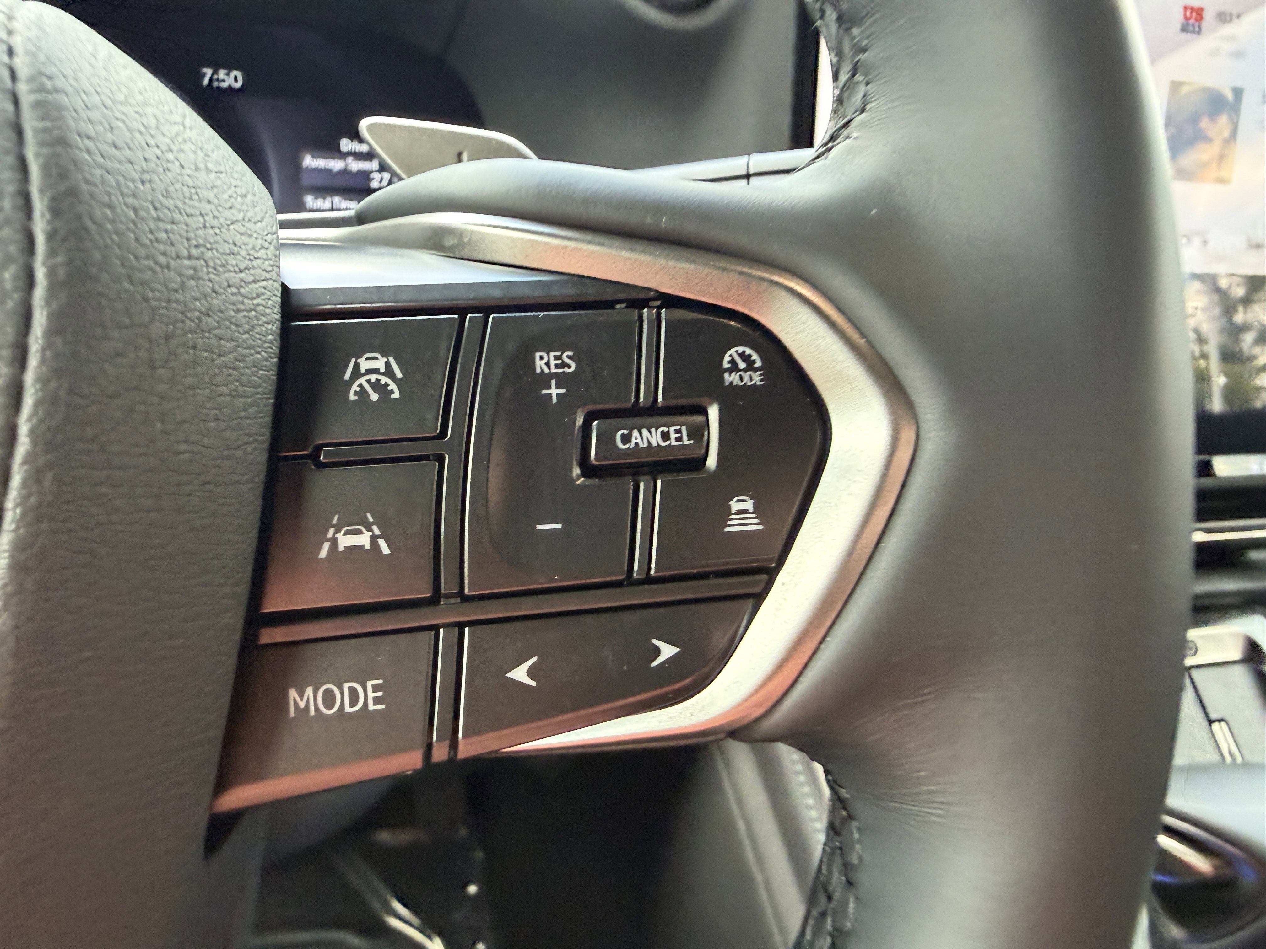 Used 2025 Lexus GX 550 w/ Accessory Package (Z1) AWD/4WD image 30
