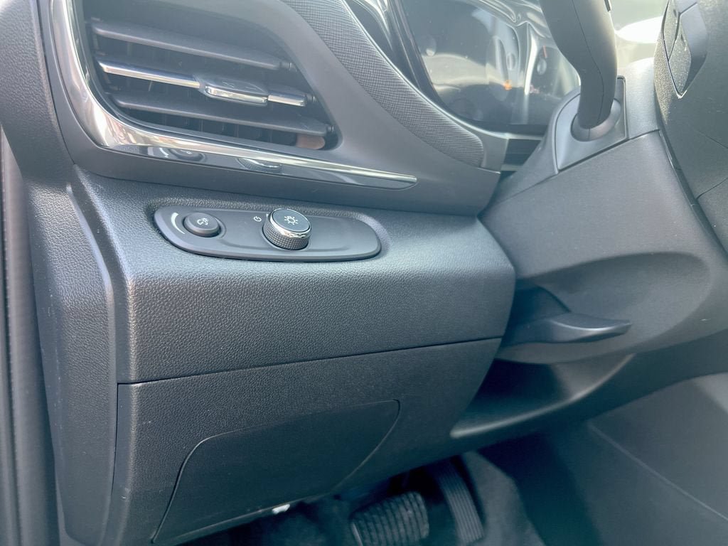 New 2026 Buick Envista Sport Touring w/ Convenience I Package FWD image 16