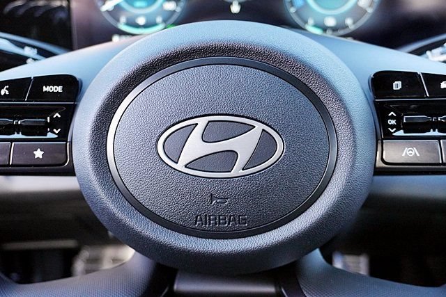 New 2026 Hyundai Elantra Sport FWD image 37