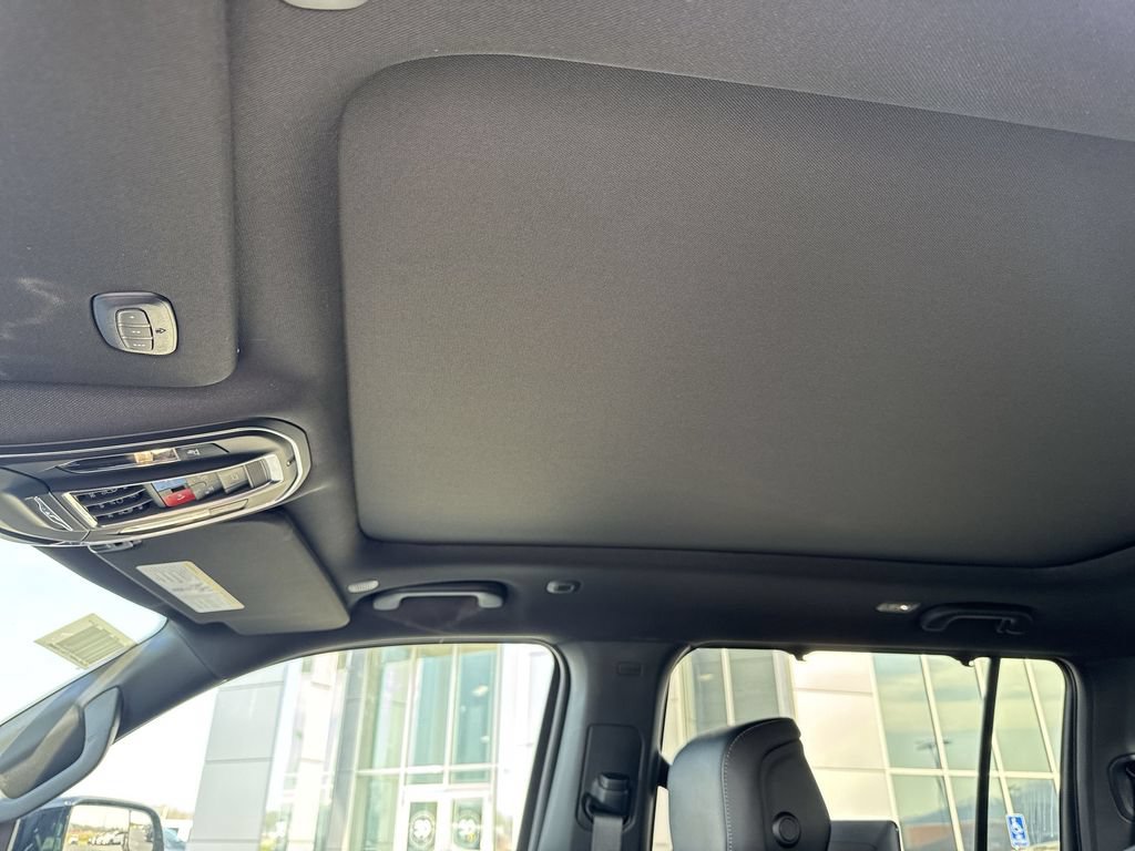 New 2026 Jeep Grand Wagoneer Limited AWD/4WD image 22