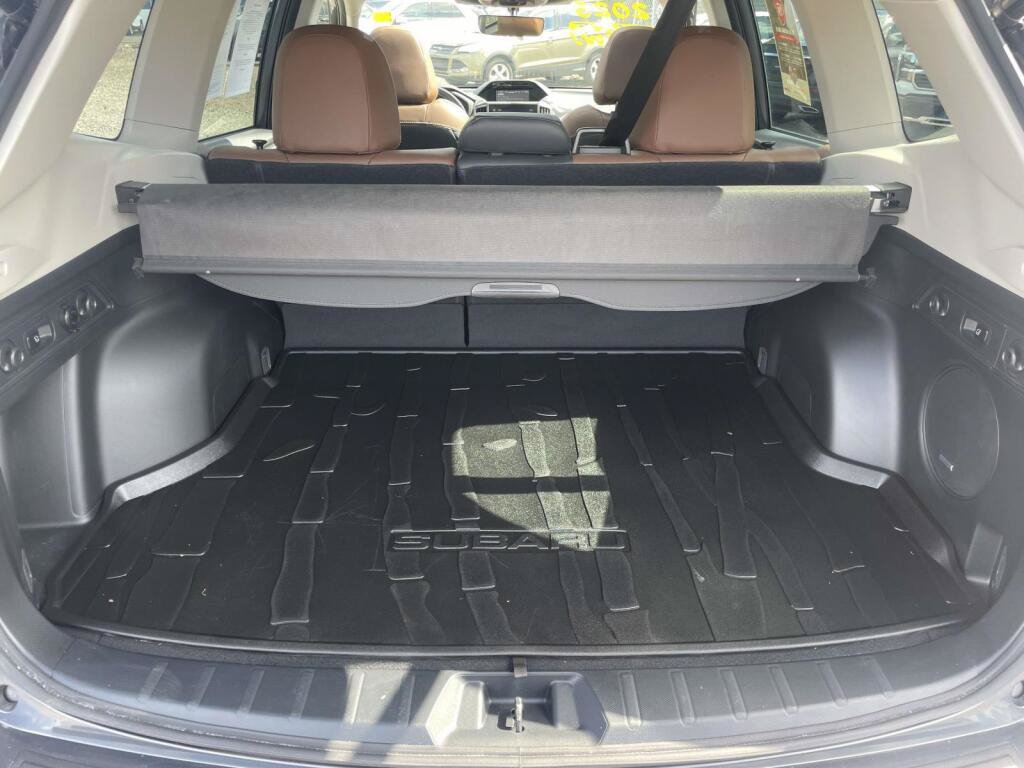 Used 2023 Subaru Forester Touring AWD/4WD image 19