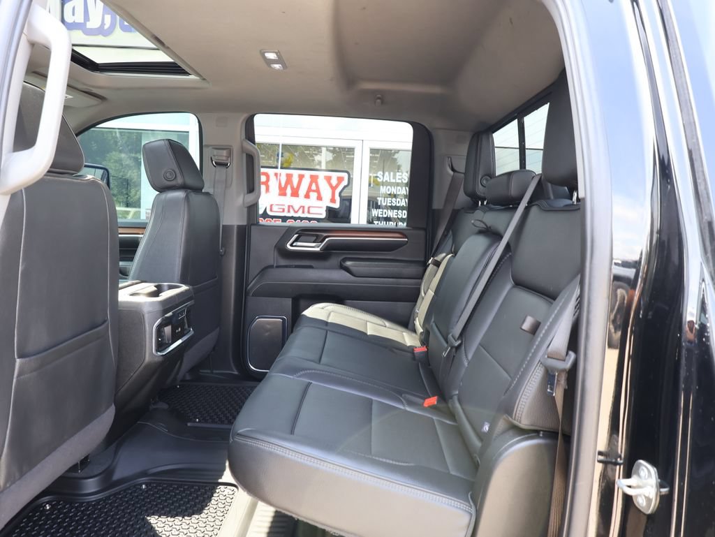 Used 2024 GMC Sierra 2500 Denali w/ Denali Reserve Package AWD/4WD image 29