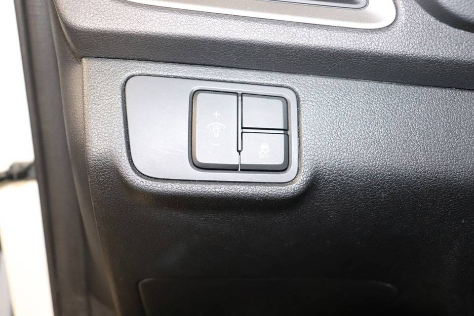 Used 2020 Hyundai Accent SEL image 18