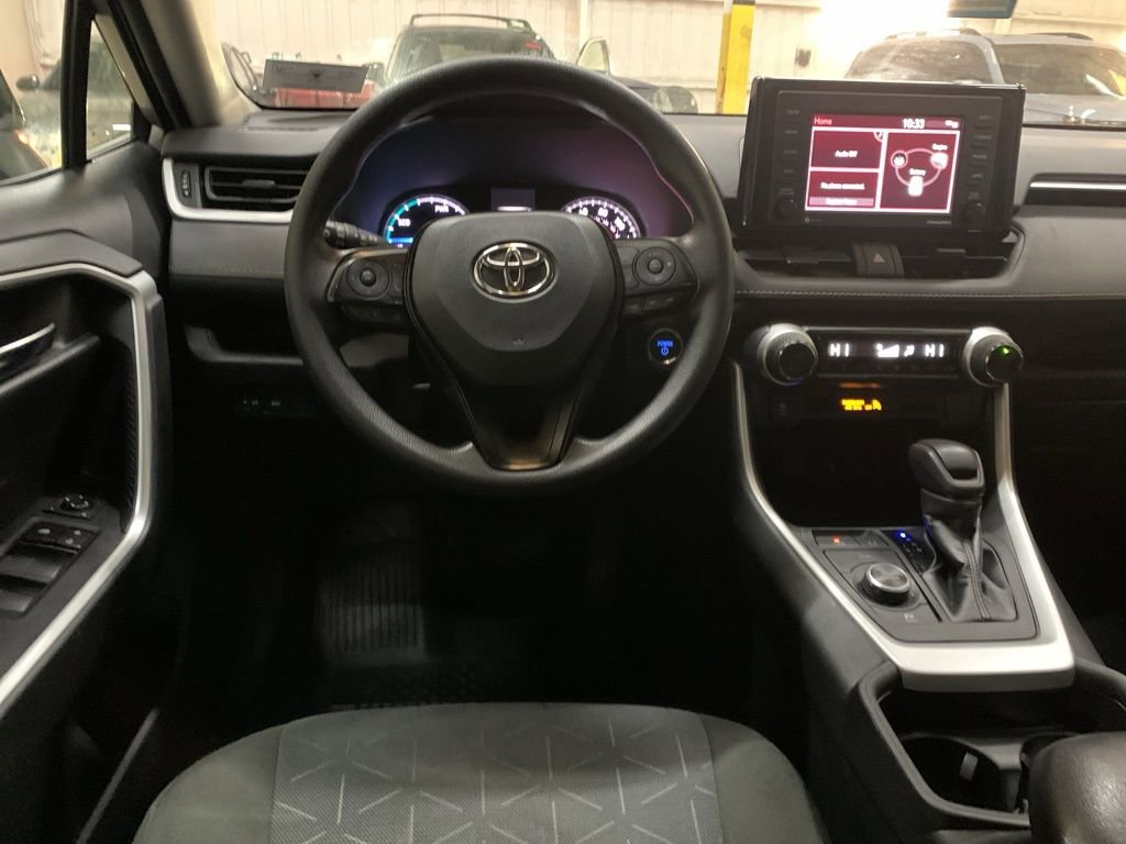 Used 2021 Toyota RAV4 XLE image 16