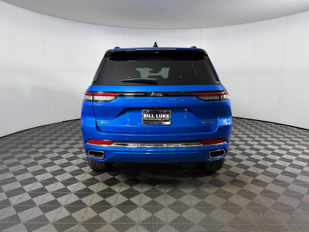 Used 2024 Jeep Grand Cherokee Overland w/ Advanced Protech Group III AWD/4WD image 8