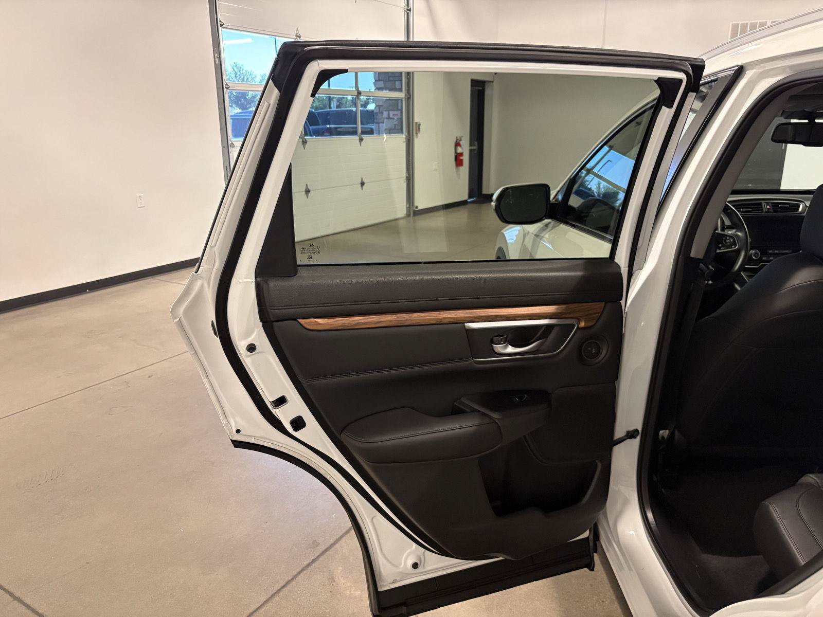 Used 2022 Honda CR-V Touring image 33
