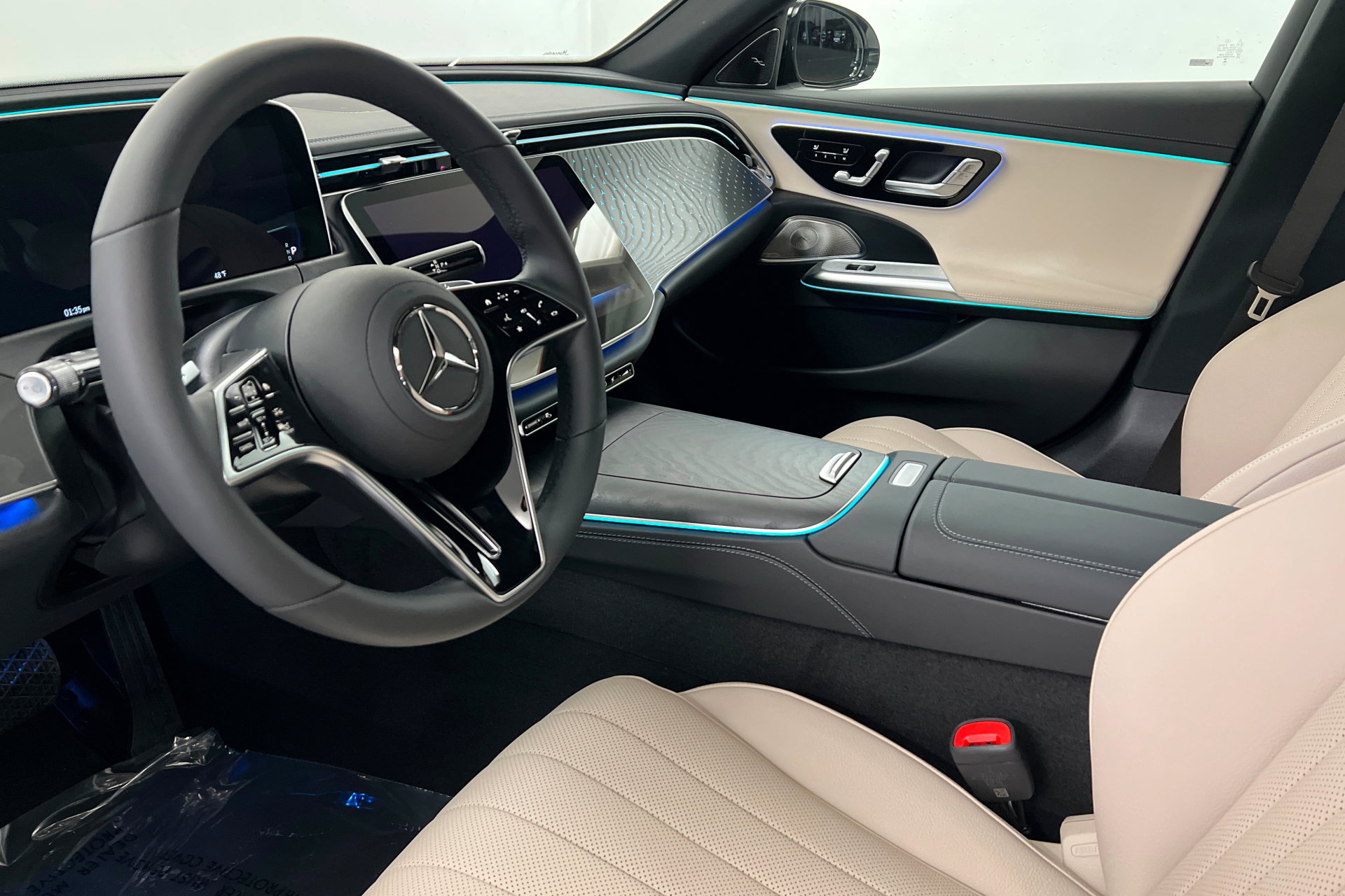 New 2026 Mercedes-Benz E 450 4MATIC Sedan image 15