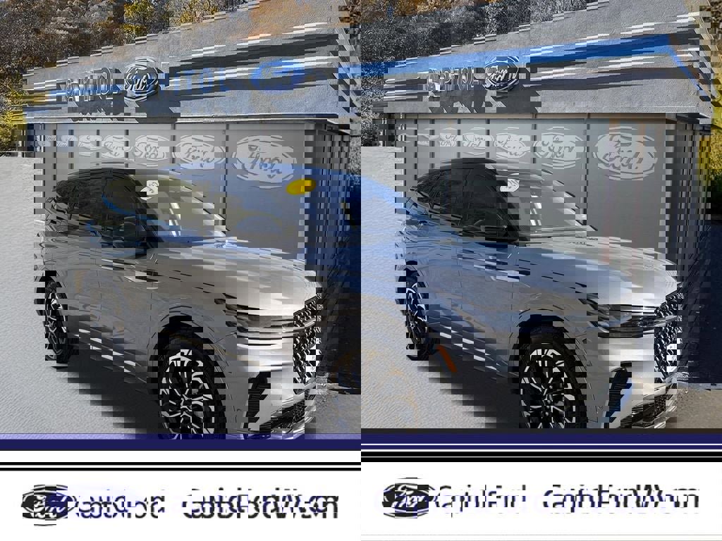 Used 2024 Lincoln Nautilus Reserve