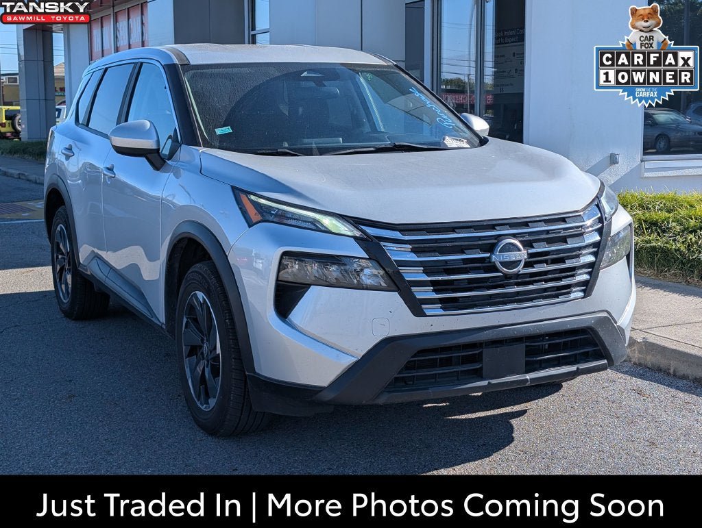 Used 2024 Nissan Rogue SV AWD/4WD image 1