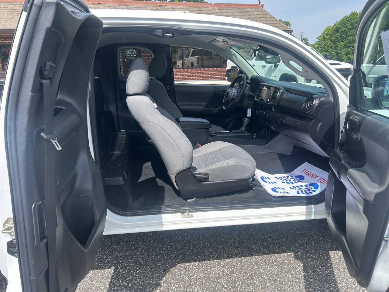 Used 2020 Toyota Tacoma SR RWD image 19