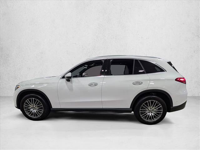 Used 2026 Mercedes-Benz GLC 300 4MATIC image 9
