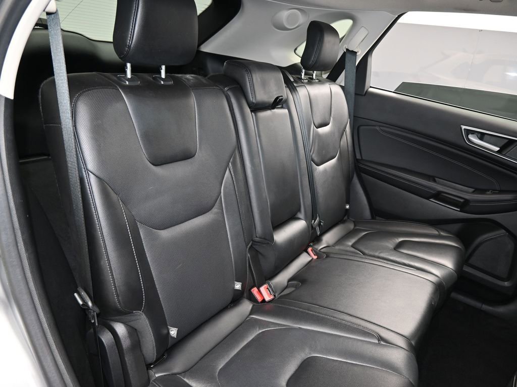 Certified 2022 Ford Edge Titanium w/ Equipment Group 301A image 40