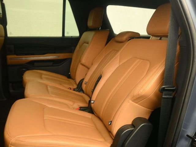 Certified 2022 Ford Expedition Max Platinum image 10