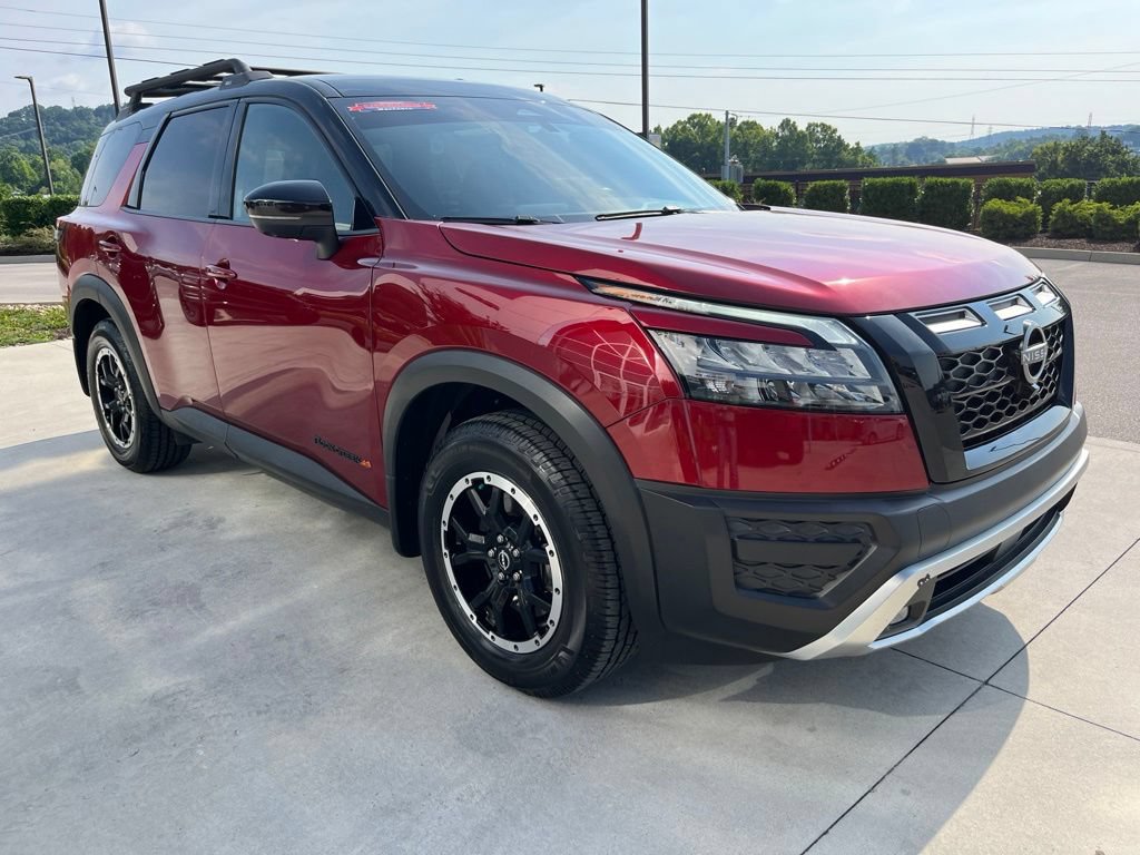 Used 2024 Nissan Pathfinder Rock Creek AWD/4WD image 33