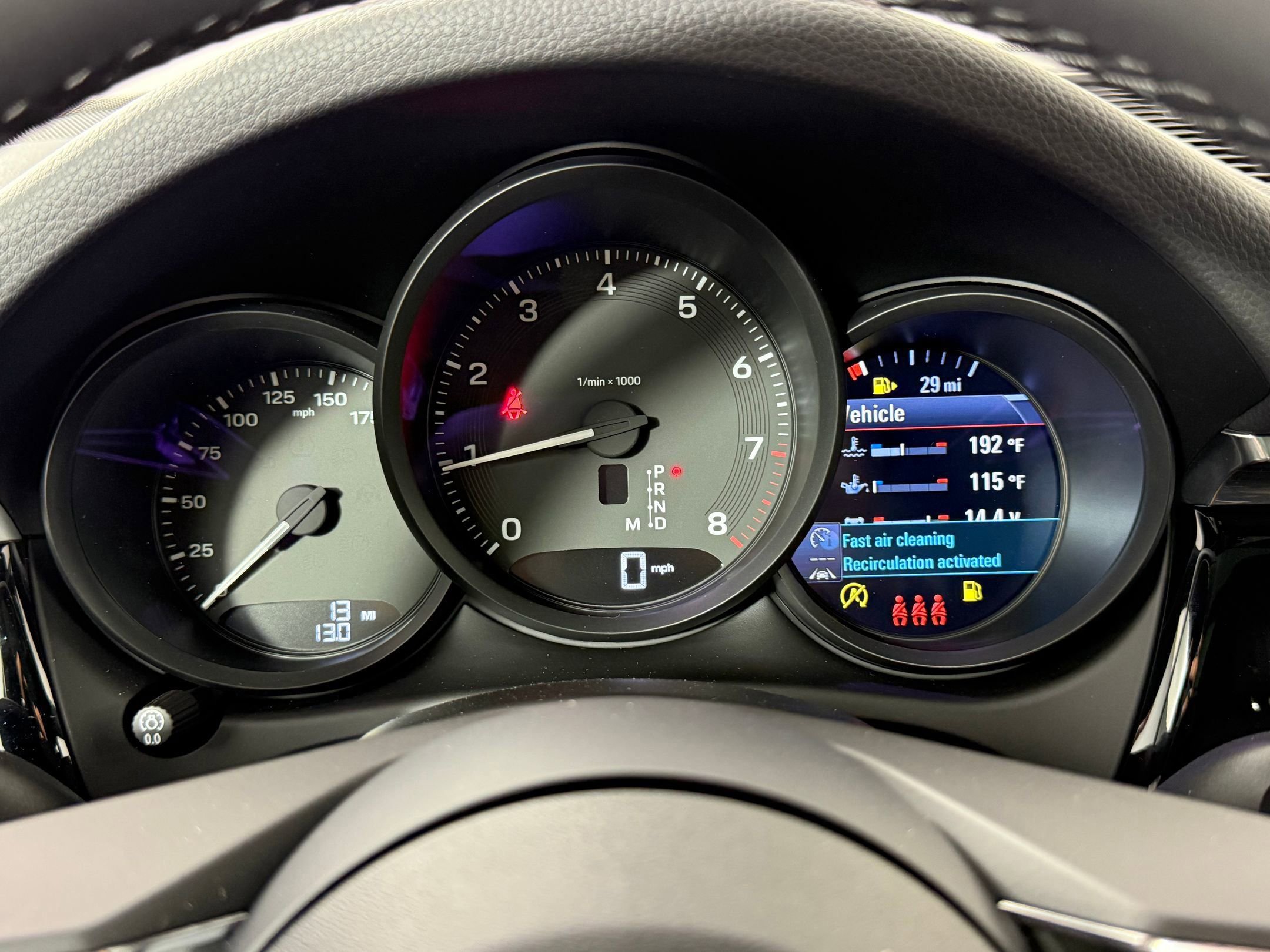 Certified 2026 Porsche Macan AWD/4WD image 24