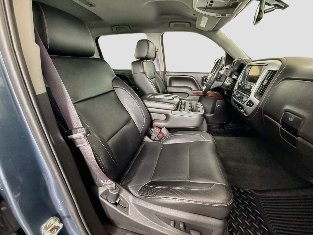 Used 2014 GMC Sierra 1500 SLT w/ SLT Preferred Package AWD/4WD image 26