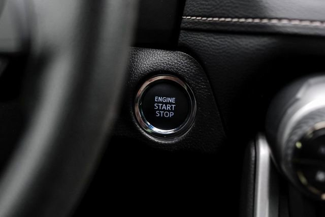 Used 2025 Toyota RAV4 XLE image 25