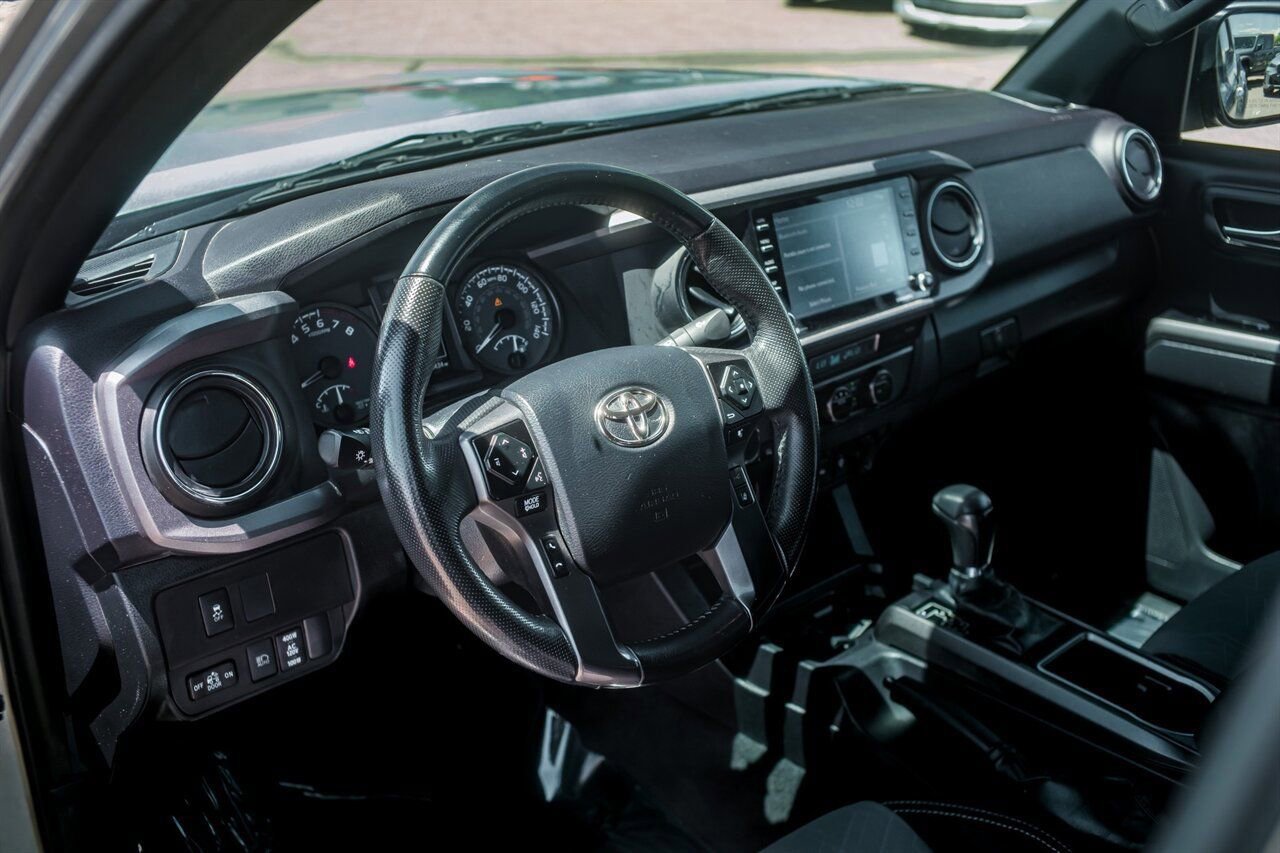 Used 2023 Toyota Tacoma TRD Off-Road AWD/4WD image 16