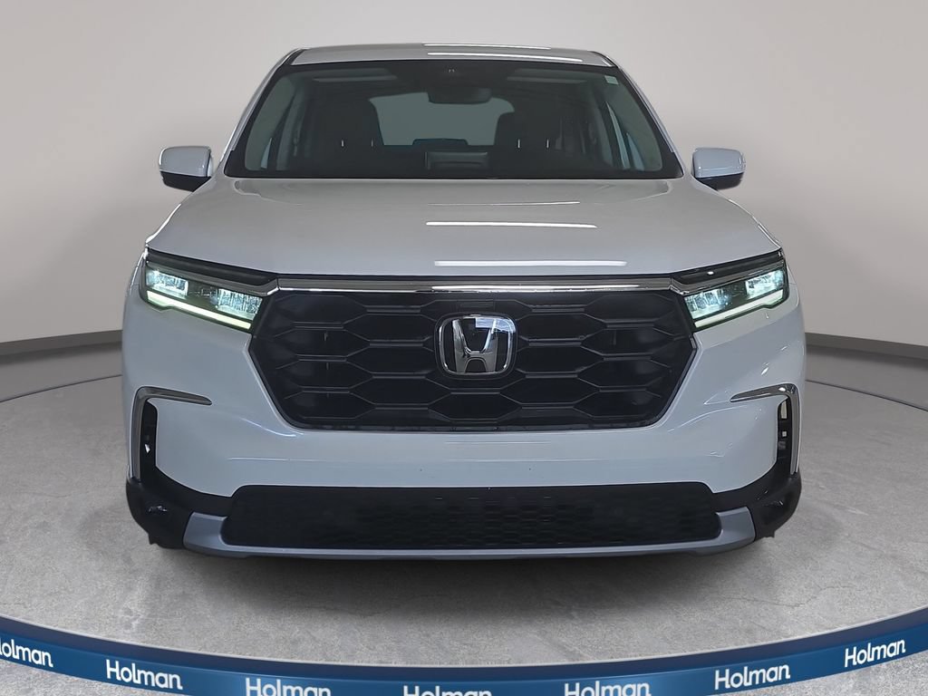 Used 2025 Honda Pilot EX-L image 3