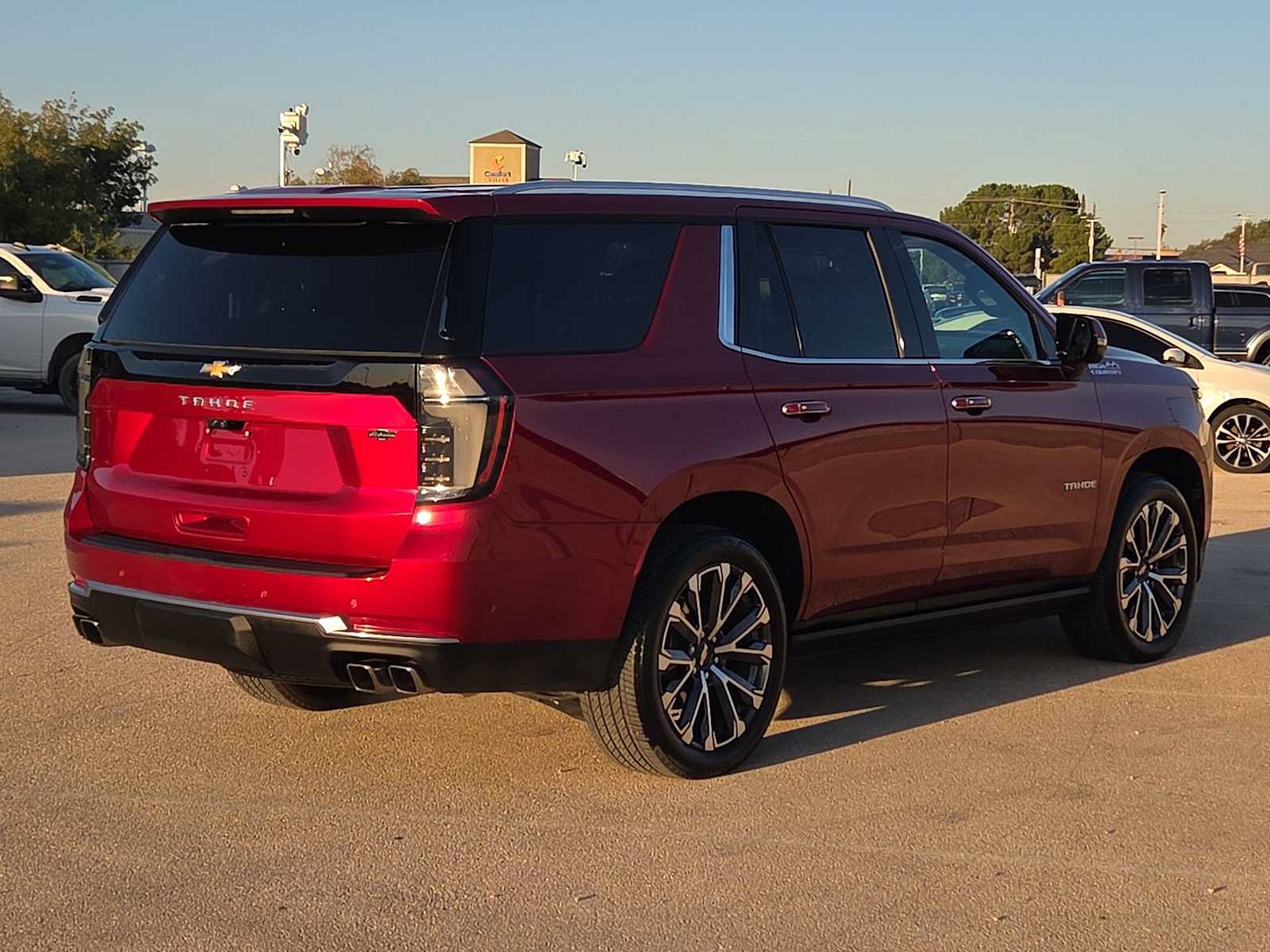 Used 2026 Chevrolet Tahoe High Country AWD/4WD image 8