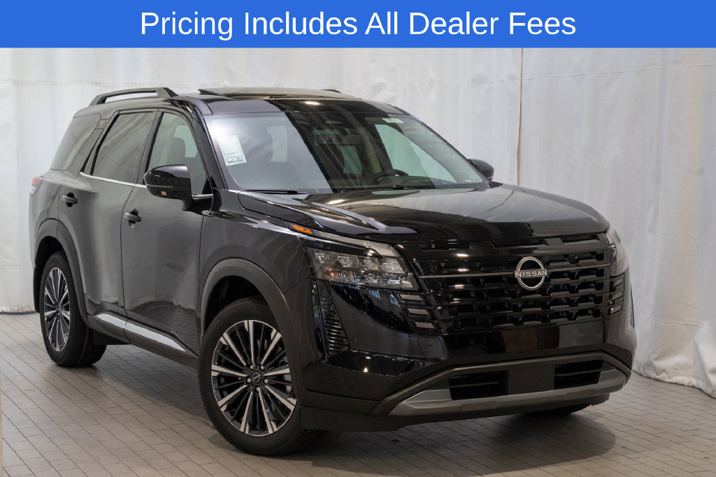 New 2026 Nissan Pathfinder Platinum w/ Accent Package FWD image 1