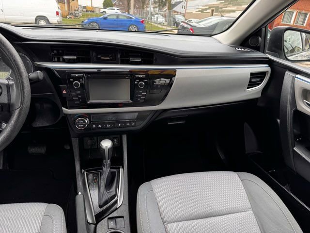 Used 2014 Toyota Corolla LE FWD image 20