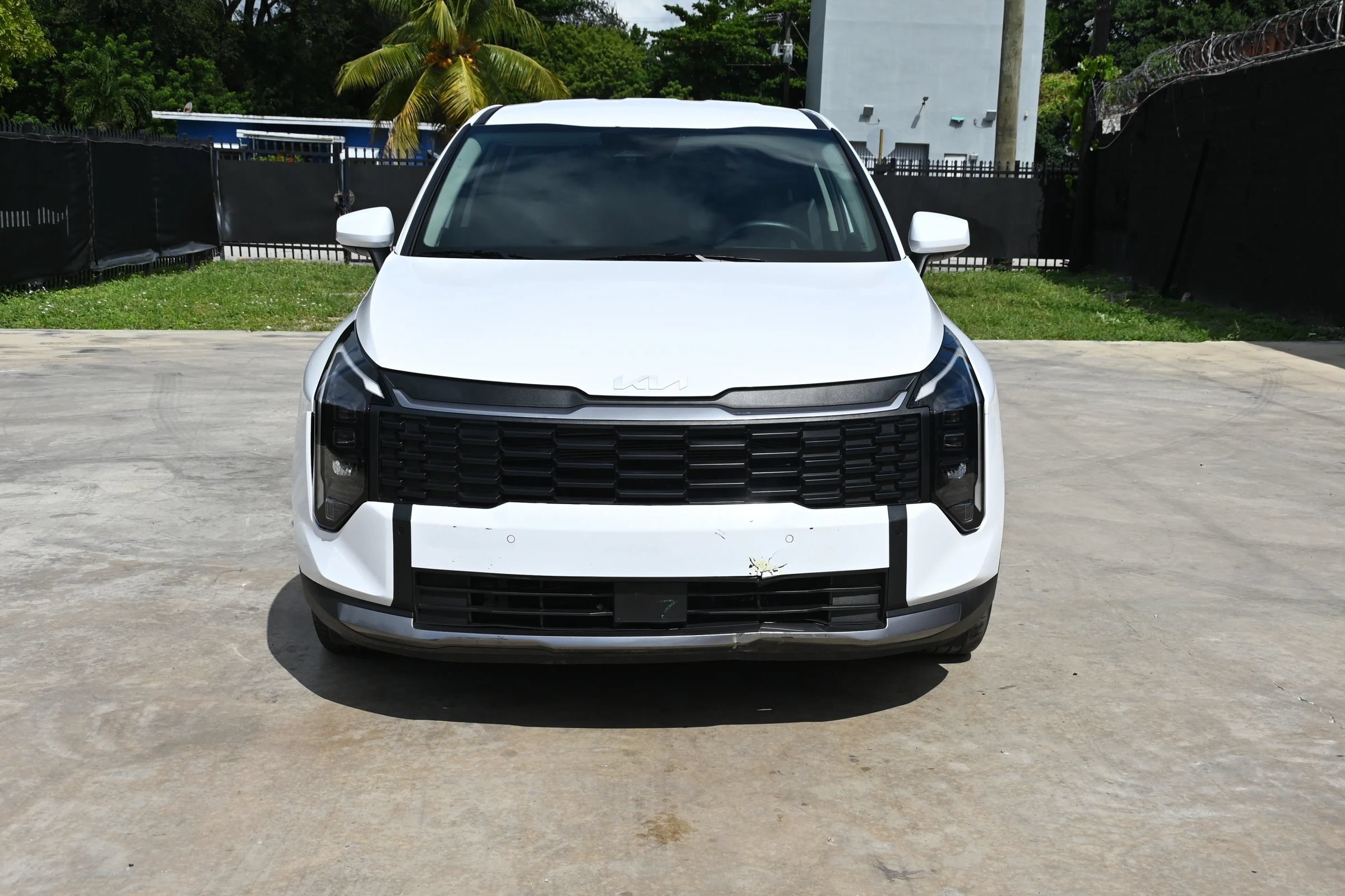 Used 2026 Kia Sportage LX FWD image 2
