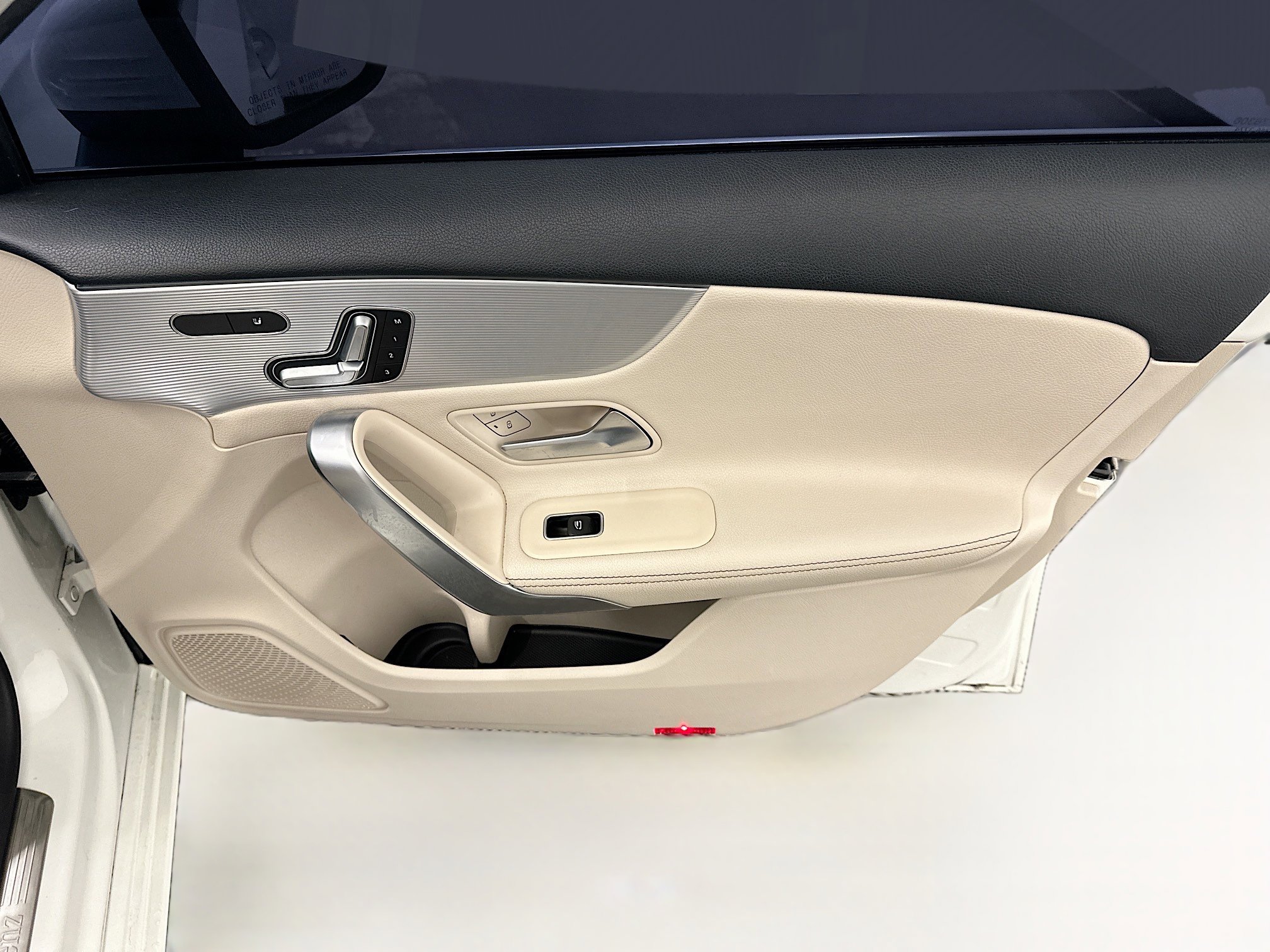 Used 2021 Mercedes-Benz A 220 A 220 image 33