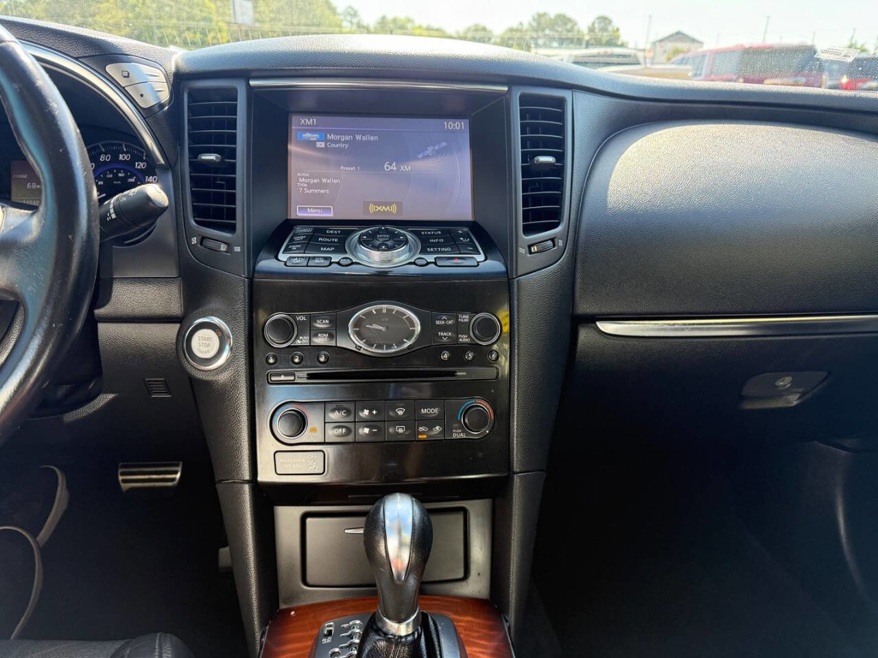 Used 2016 INFINITI QX70 2WD w/ Premium Package image 17