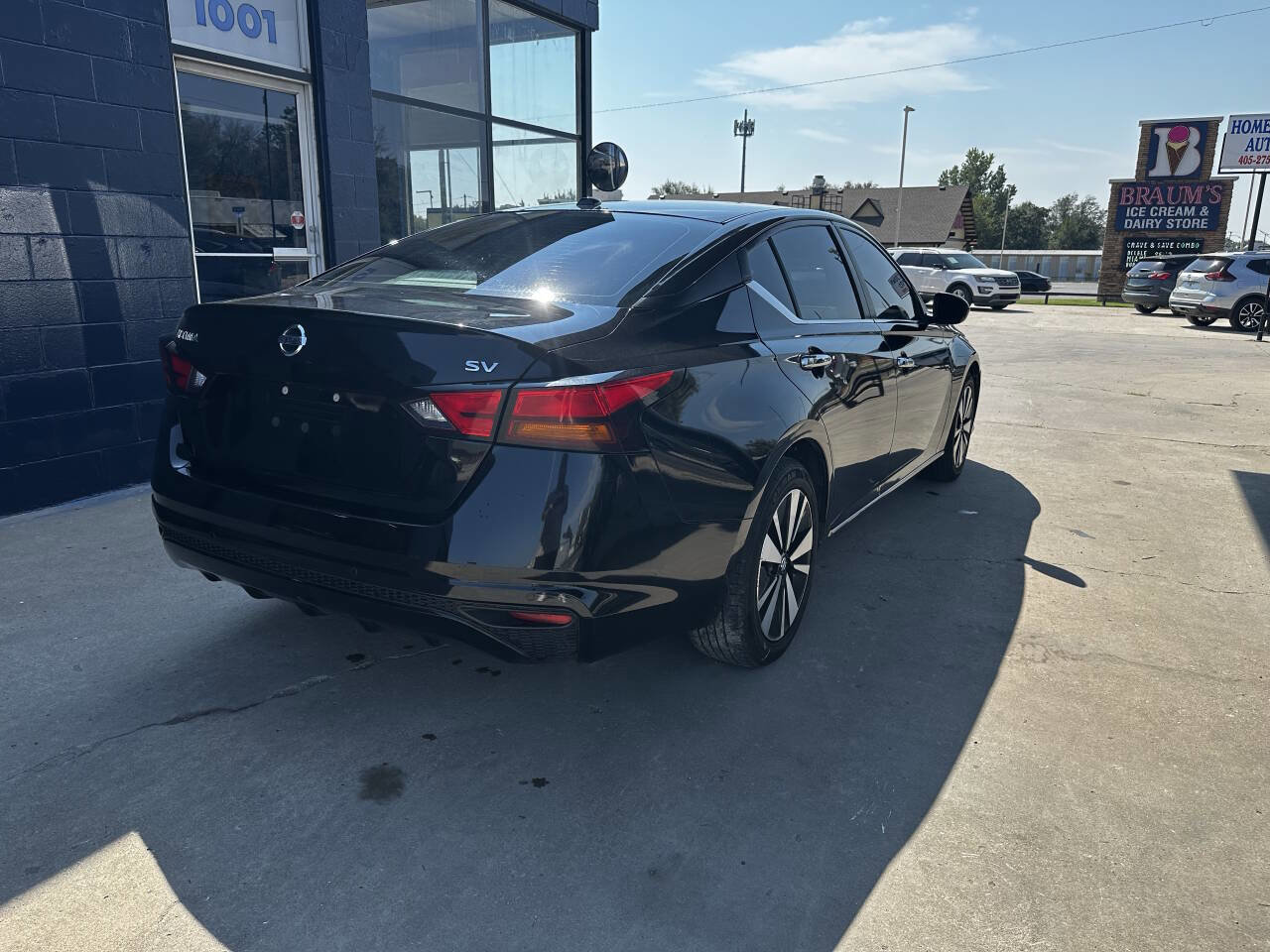 Used 2021 Nissan Altima 2.5 SV image 8
