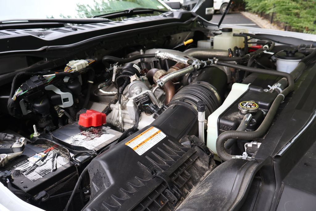Used 2023 Ford F250 Lariat w/ Sport Appearance Package AWD/4WD image 16