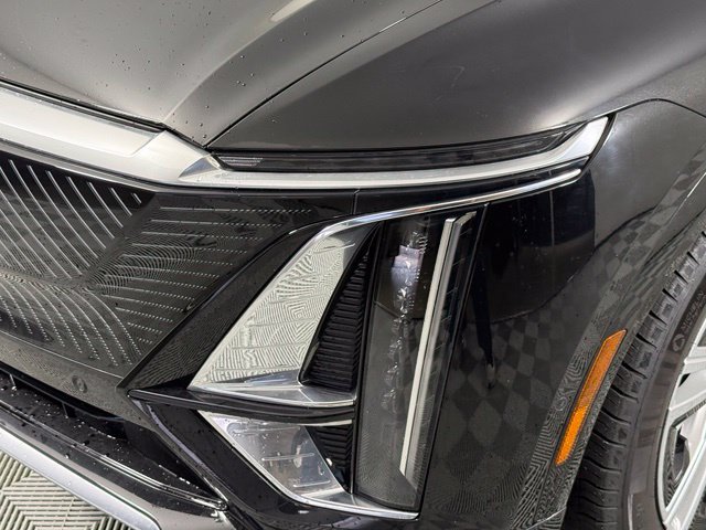 Certified 2024 Cadillac Lyriq Tech w/ Driver Assist Package RWD image 13