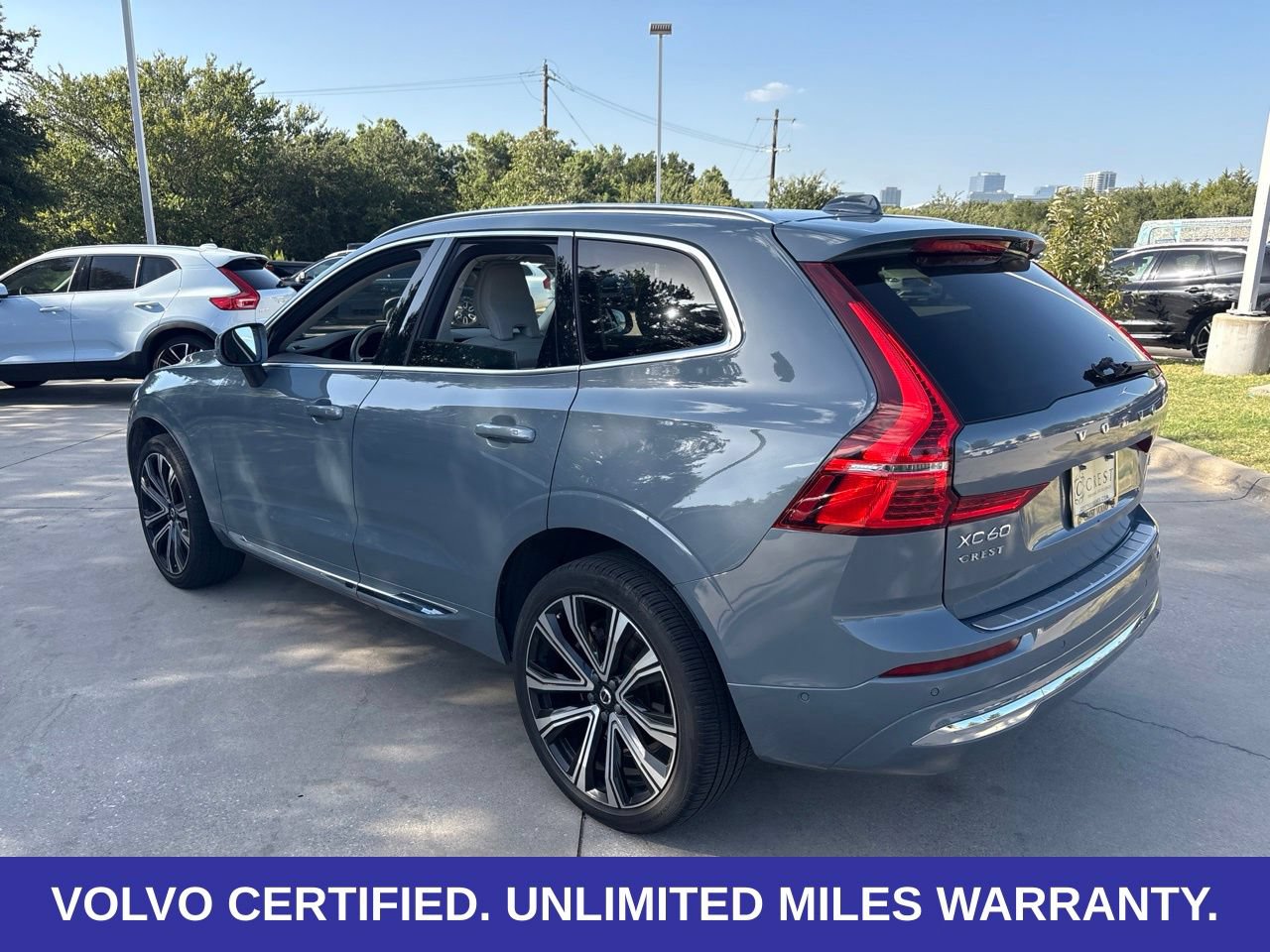 Certified 2023 Volvo XC60 B5 Ultimate w/ Climate Package AWD/4WD image 7