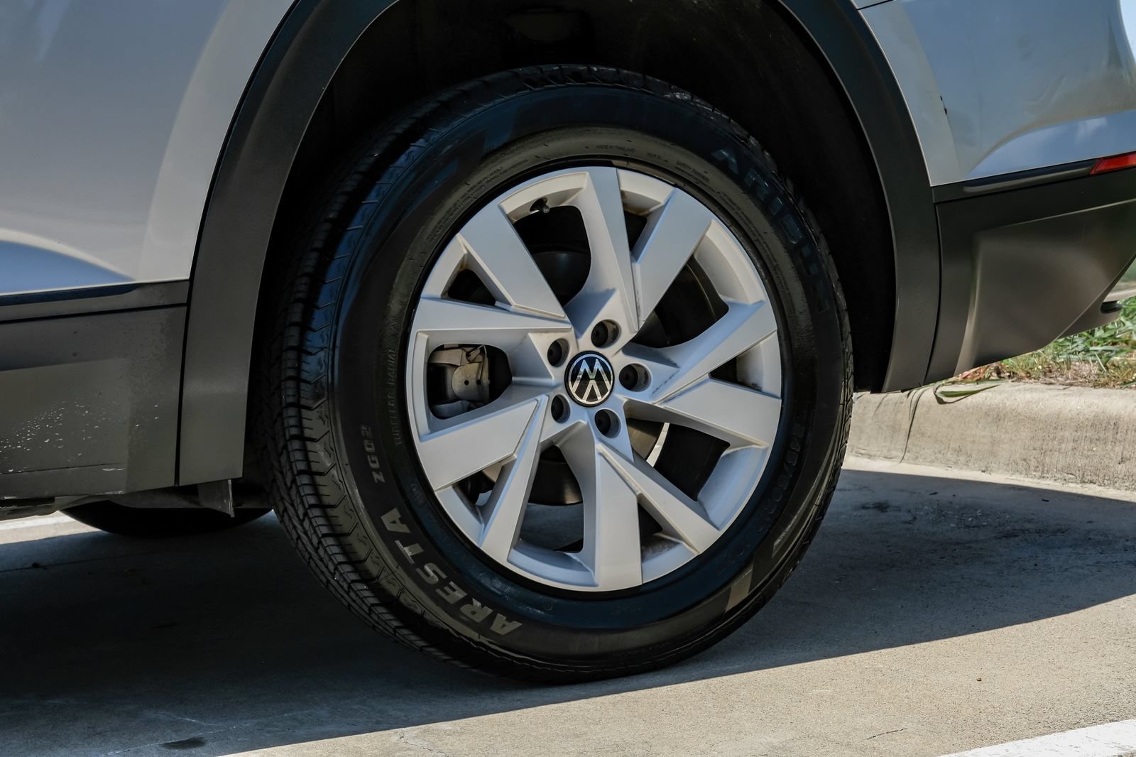 Used 2021 Volkswagen Atlas S FWD image 59
