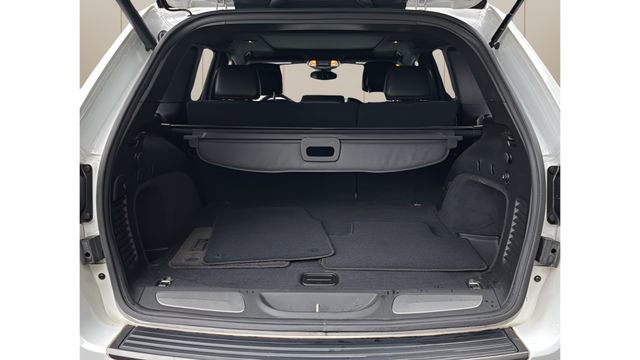 Used 2019 Jeep Grand Cherokee Limited X AWD/4WD image 5