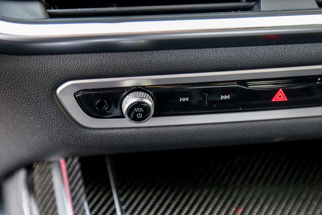 New 2026 BMW X7 M60i image 16