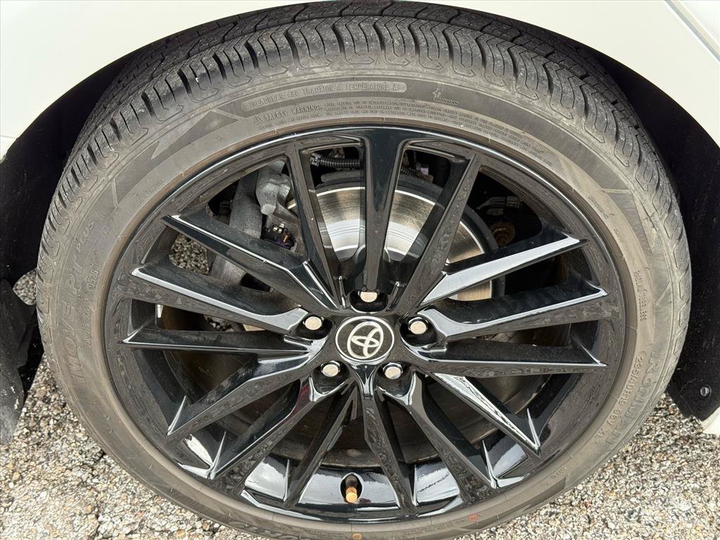 Used 2023 Toyota Camry XSE w/ Cold Weather Package FWD image 9
