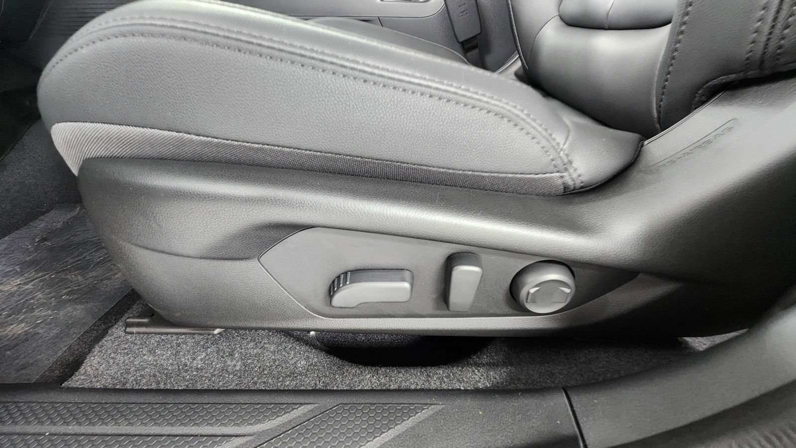New 2026 Subaru Outback Premium AWD/4WD image 11