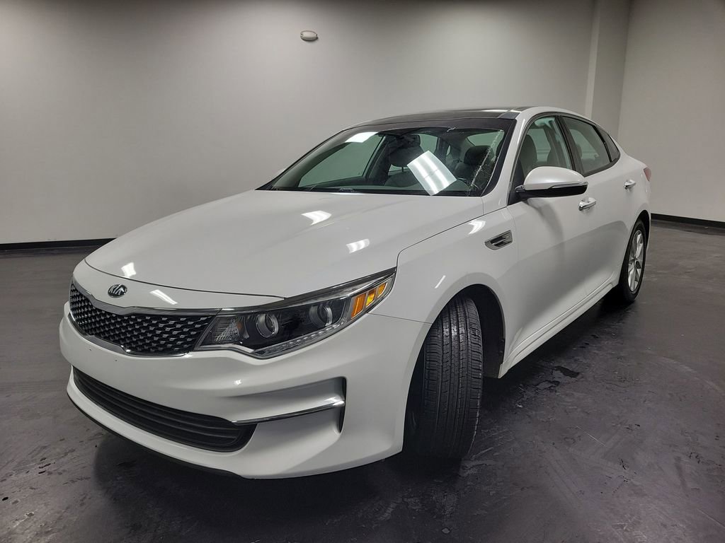 Used 2016 Kia Optima EX w/ Premium Package image 5