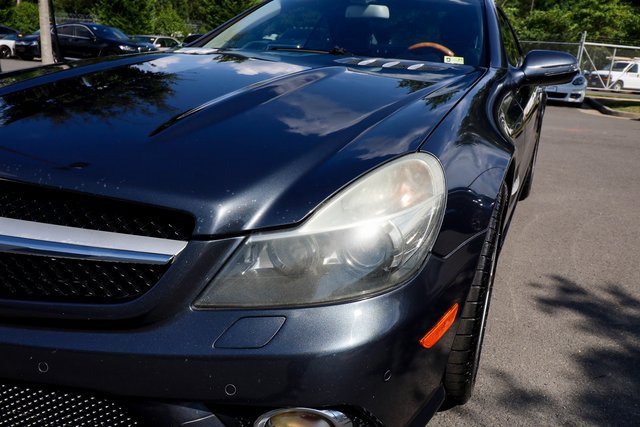 Used 2011 Mercedes-Benz SL 550 image 18