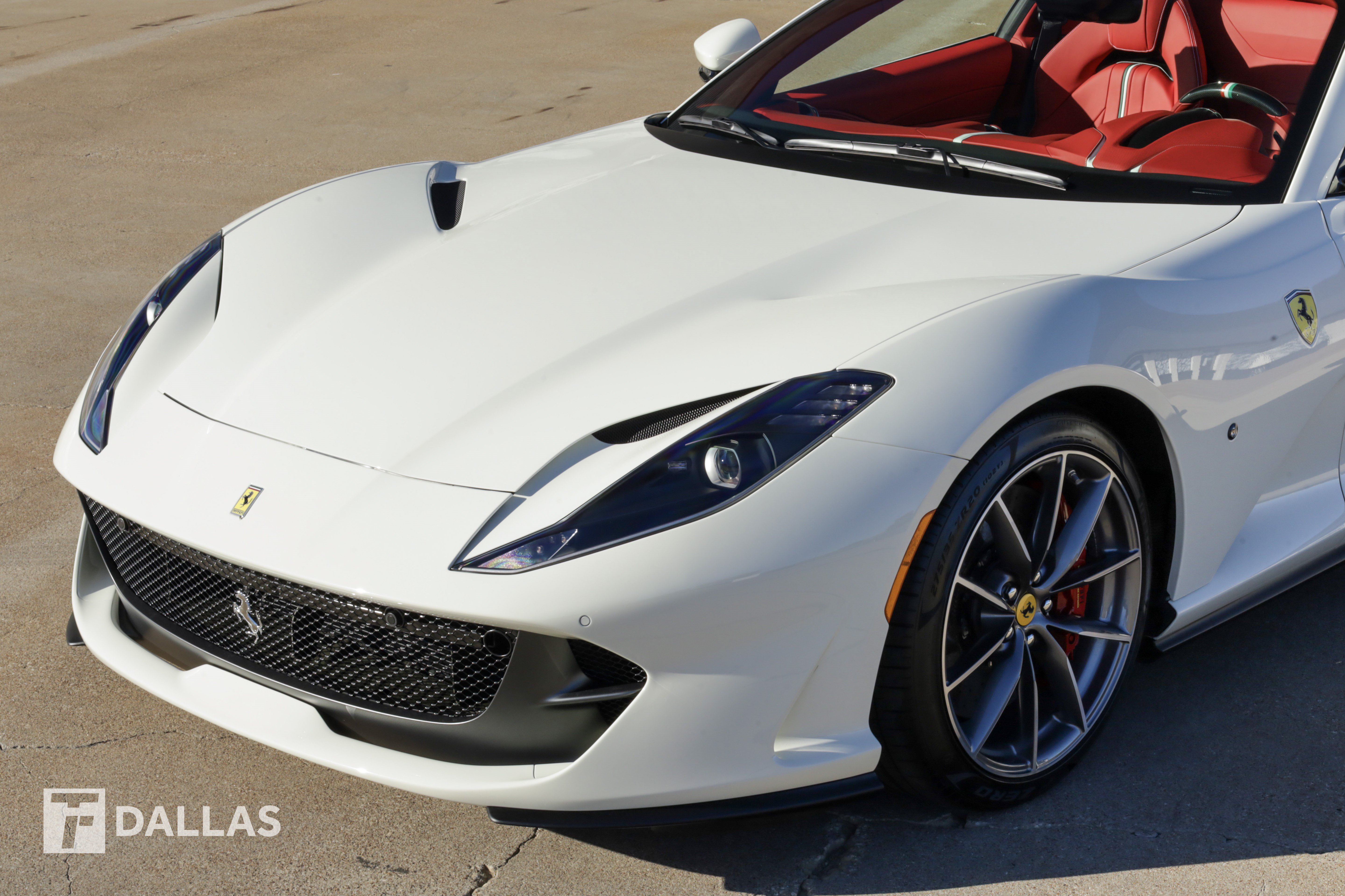 Used 2022 Ferrari 812 GTS RWD image 6