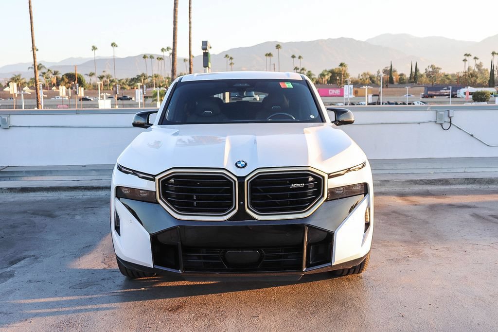 Used 2023 BMW XM AWD/4WD image 3