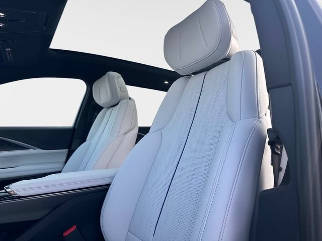New 2026 Cadillac Lyriq Sport AWD/4WD image 18