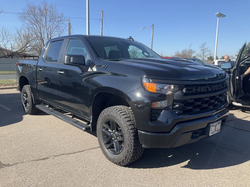 Certified 2024 Chevrolet Silverado 1500 Custom Trail Boss w/ Midnight Edition AWD/4WD image 31