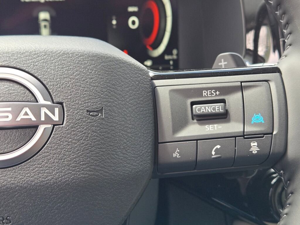 New 2026 Nissan Pathfinder SL w/ Cargo Package AWD/4WD image 34
