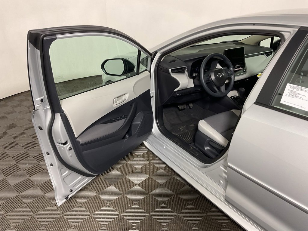 New 2026 Toyota Corolla LE image 17