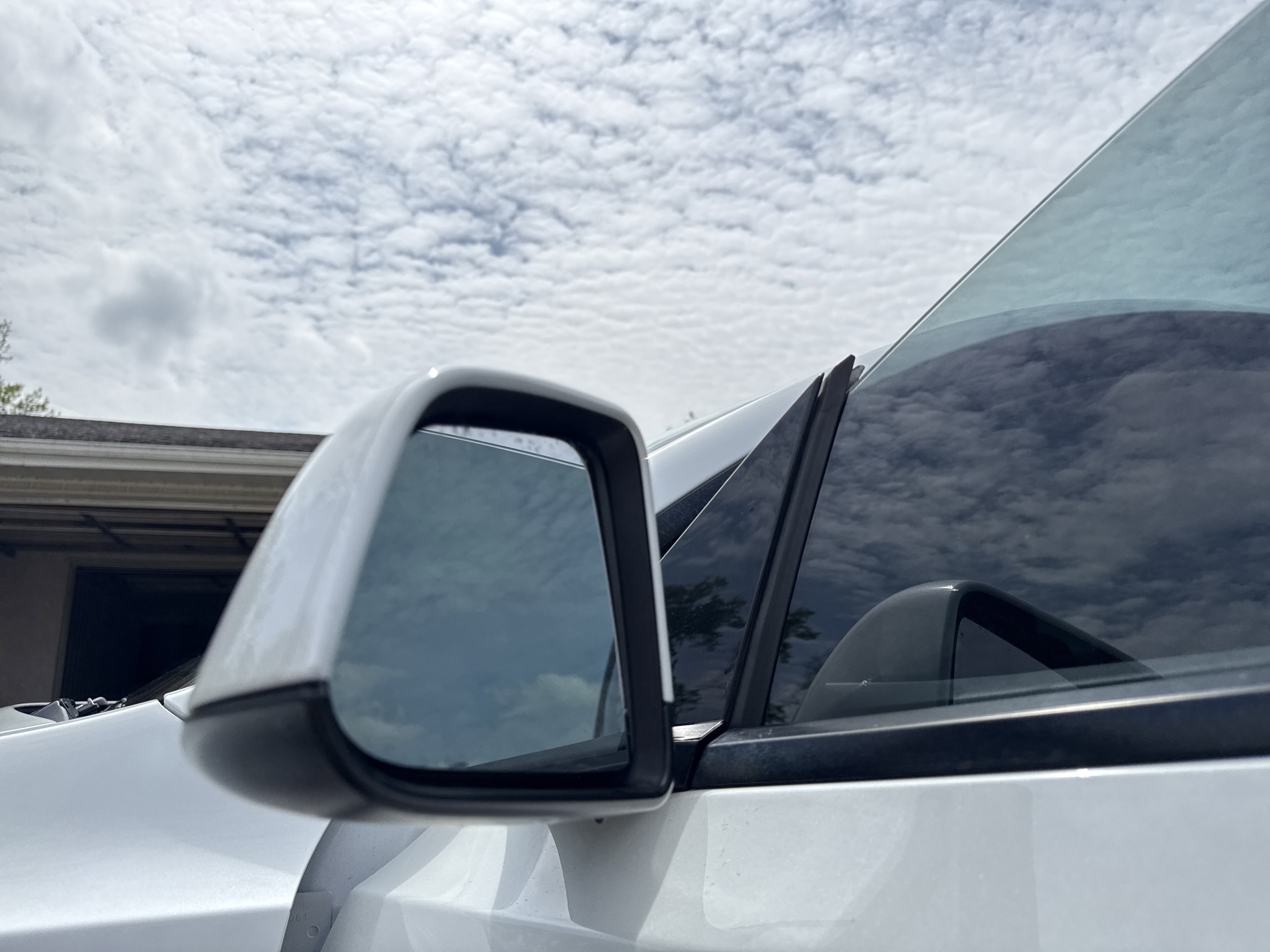 Used 2020 Tesla Model Y Performance AWD/4WD image 11
